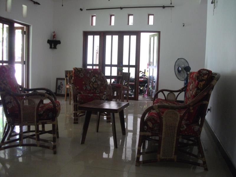 Chelli Homestay Negombo Exterior foto